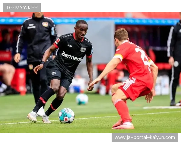 柏林联合容诺夫特里梅尔首发表现稳健助球队延续德甲竞争力 柏林联合容诺夫特里梅尔首发表现稳健助球队延续德甲竞争力