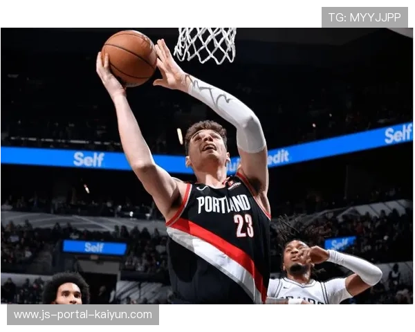 克林根单场-75正负值创新低,开拓者新秀成长阵痛 克林根单场-75正负值创新低,开拓者新秀成长阵痛